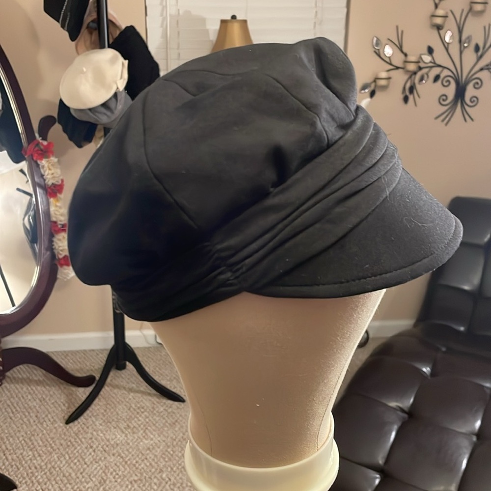 Comhats medium hat - Picture 2 of 5